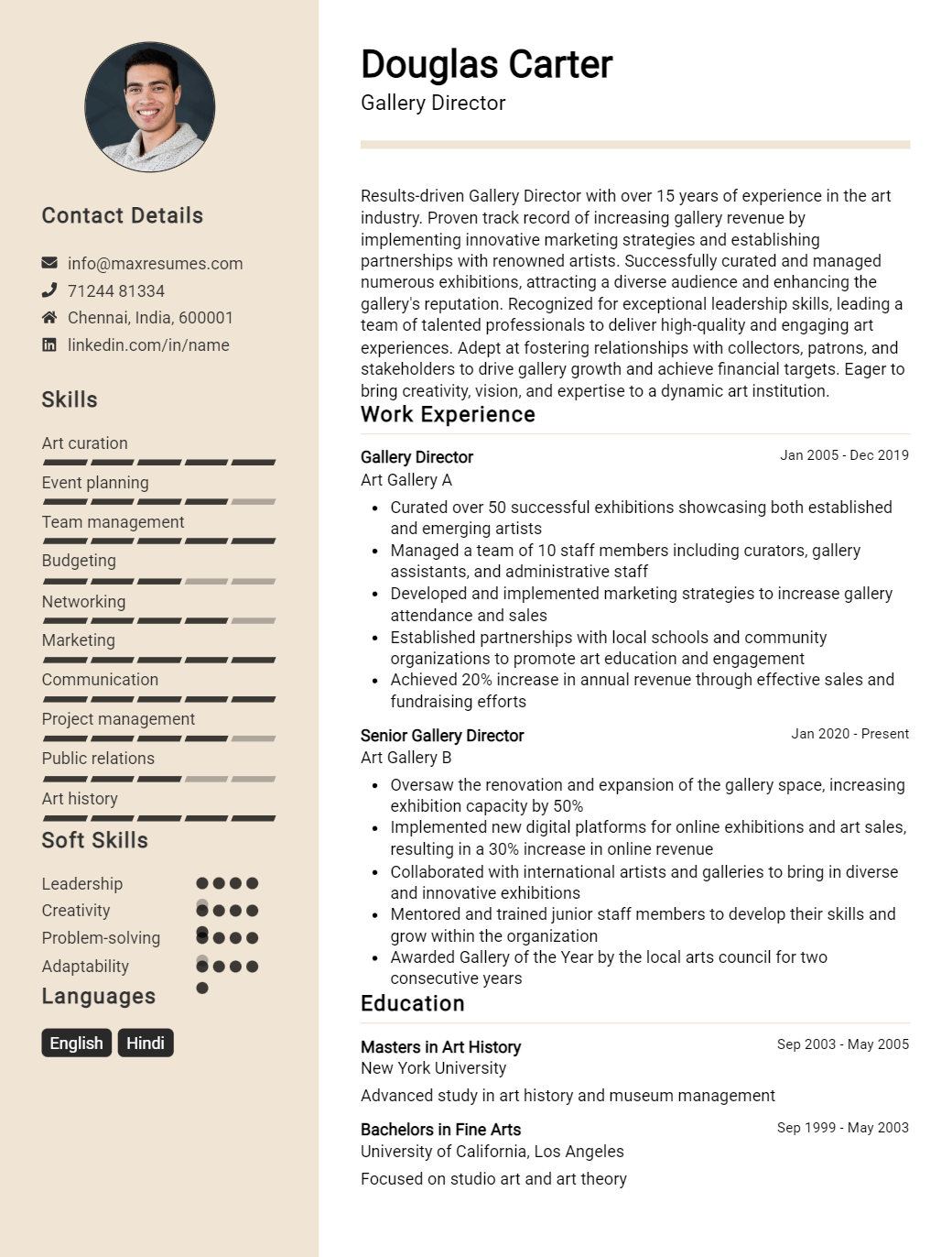 gallery-director-resume-sample